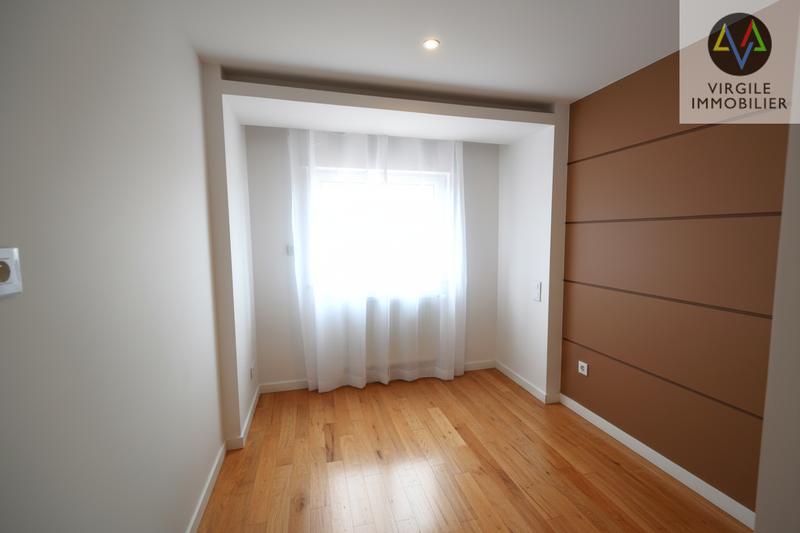 Villa - 183 m² - 7 pièces