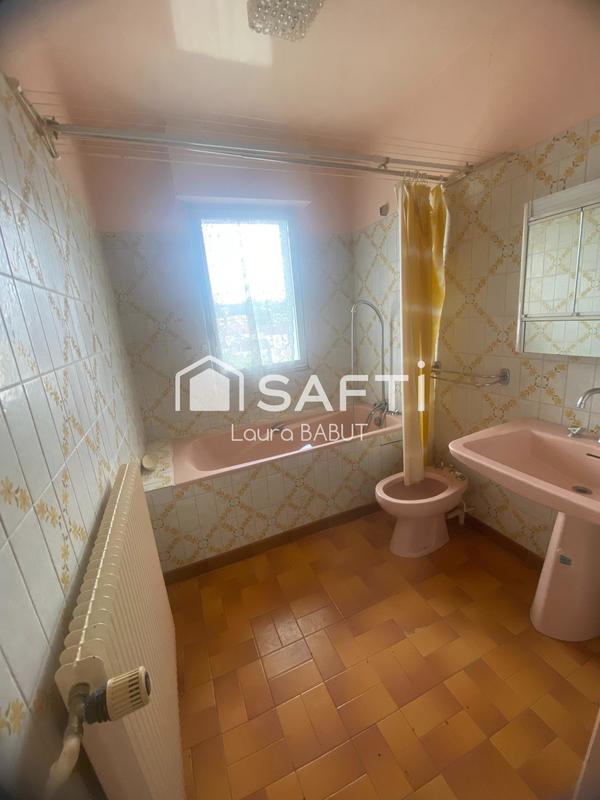 Maison - 181 m² - 6 pièces