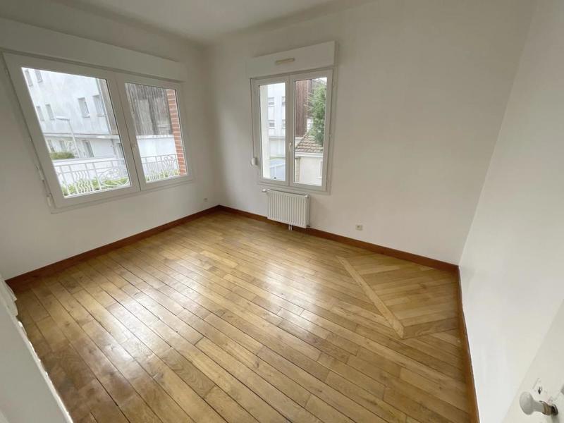 Maison - 98 m² - 5 pièces