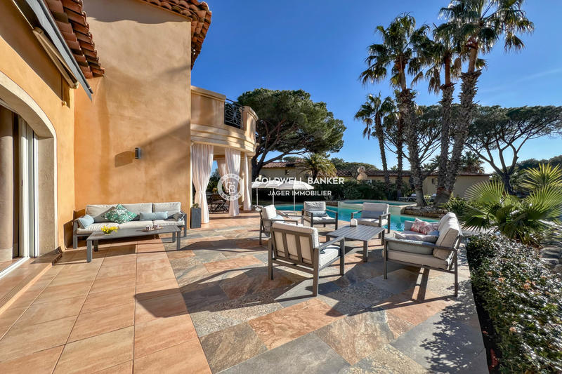 Villa - 223 m² - 5 pièces