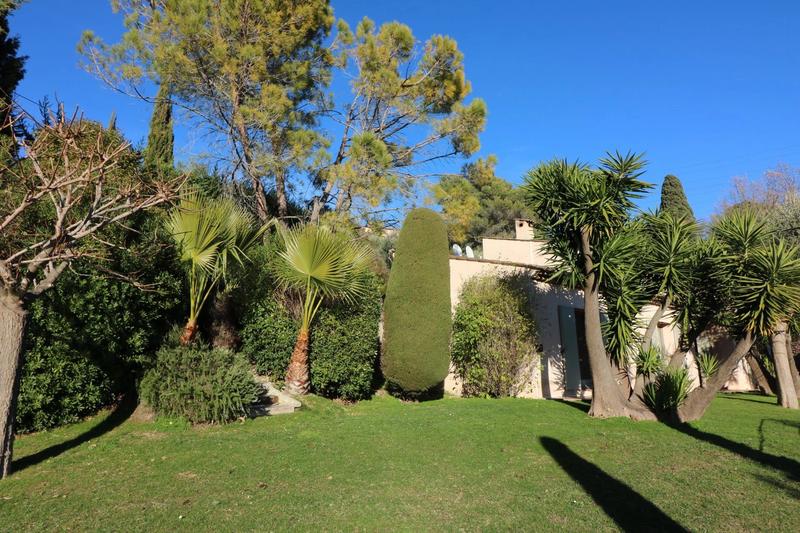 Villa - 209 m² - 5 pièces