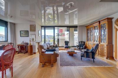 Appartement - 101 m² - 4 pièces