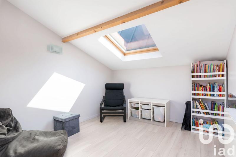 Loft - 136 m² - 4 pièces