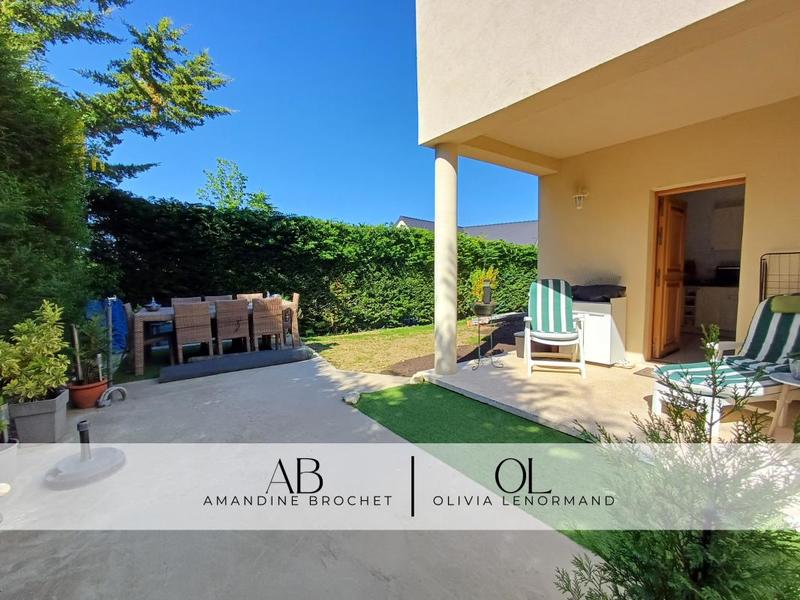 Maison - 311 m² - 8 pièces