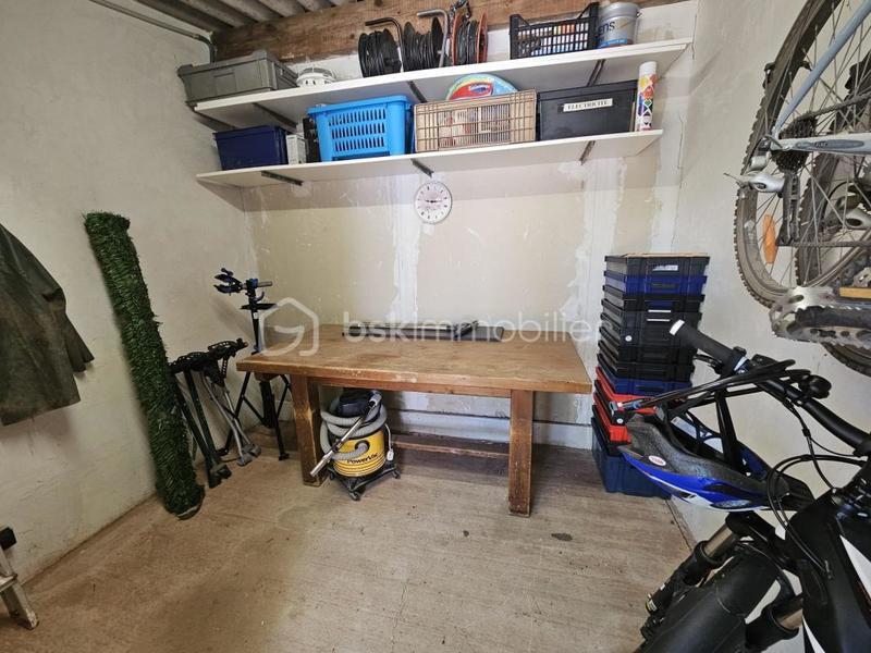 Maison traditionnelle - 90 m² - 4 pièces