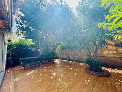 Maison de ville - 140 m² - 5 pièces