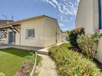 Maison traditionnelle - 92 m² - 4 pièces