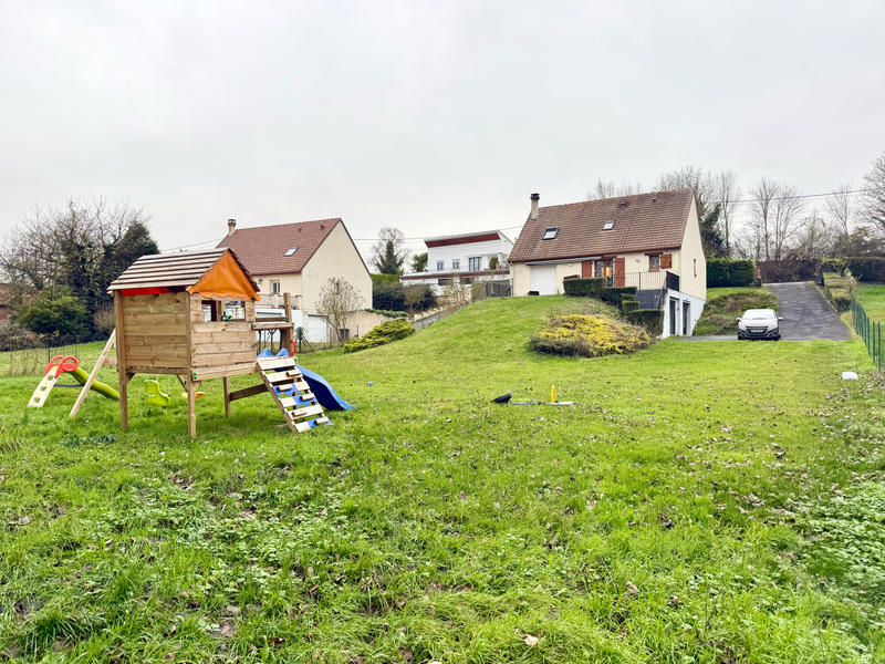 Maison - 99 m² - 5 pièces