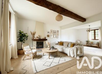 Maison - 153 m² - 8 pièces