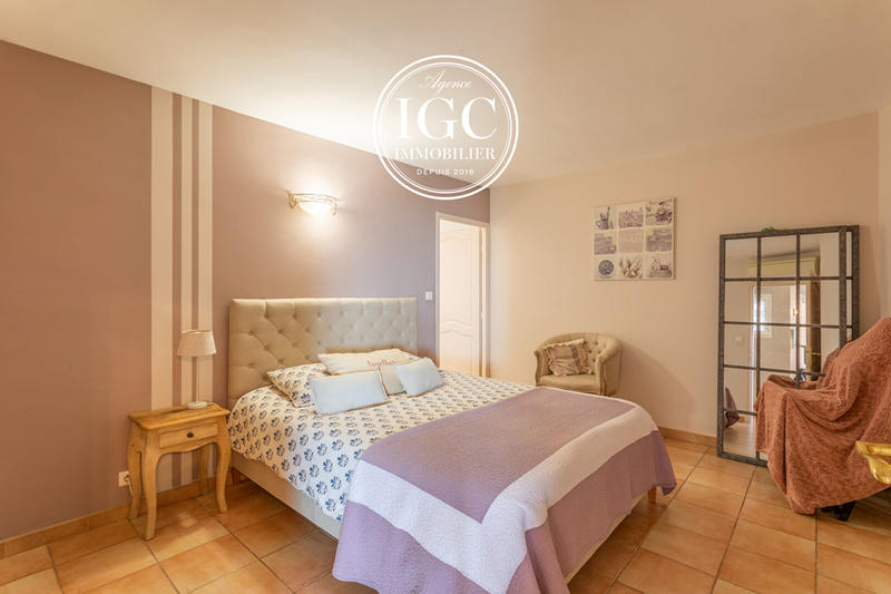 Maison - 140 m² - 4 pièces