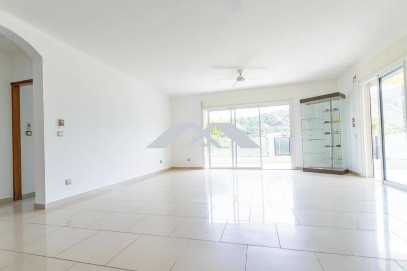 Villa - 95 m² - 4 pièces