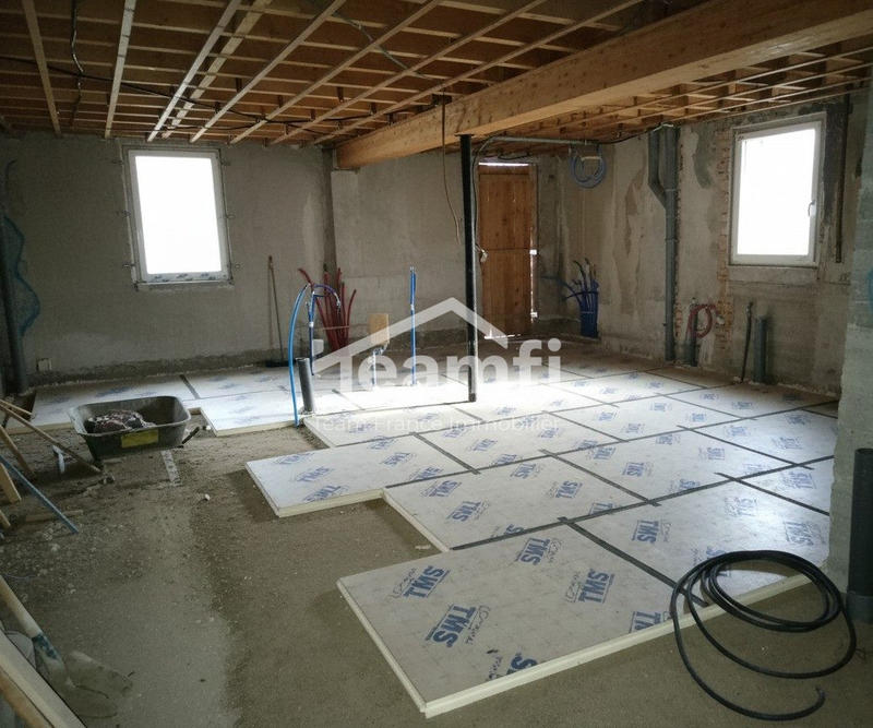 Maison ancienne - 160 m² - 2 pièces