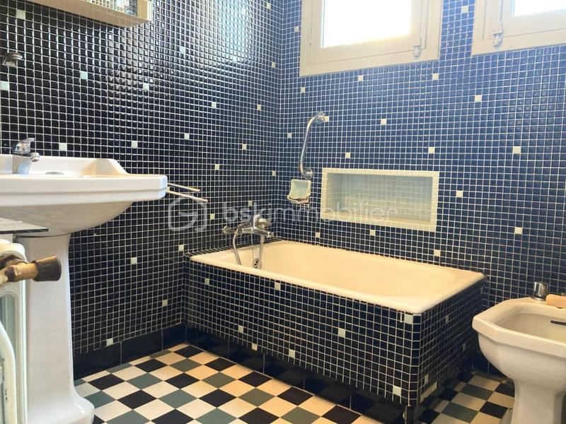 Maison - 100 m² - 5 pièces