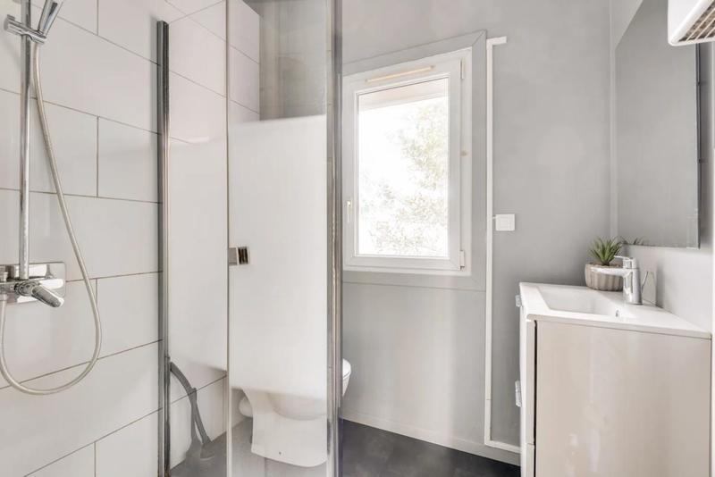 Maison - 178 m² - 8 pièces