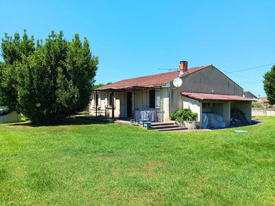 Maison - 90 m² - 4 pièces