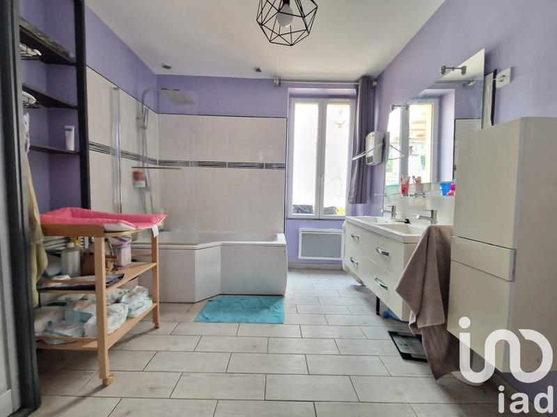 Maison de village - 157 m² - 8 pièces