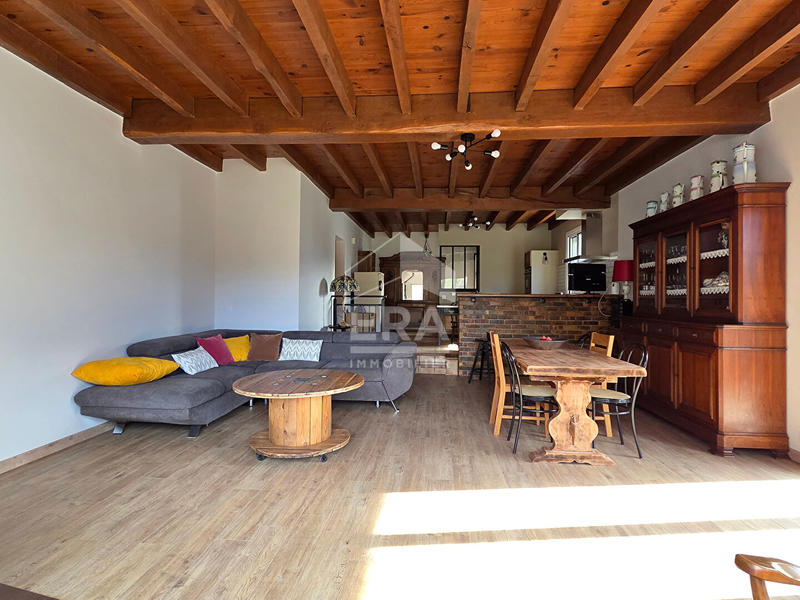 Maison - 301 m² - 12 pièces