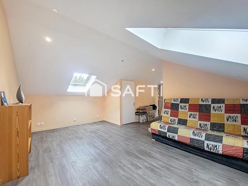 Maison - 207 m² - 6 pièces