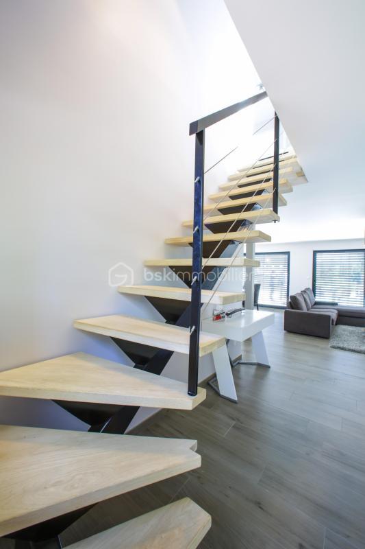 Maison - 106 m² - 5 pièces