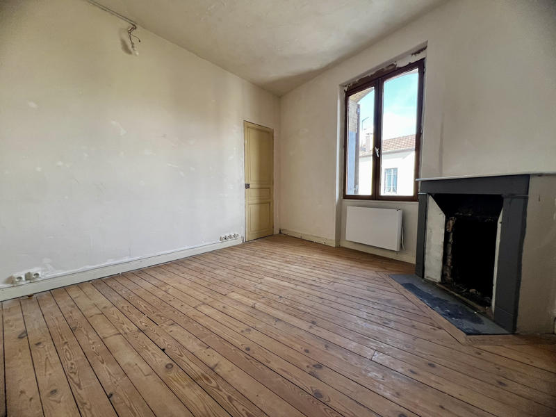 Immeuble - 140 m² - 6 pièces