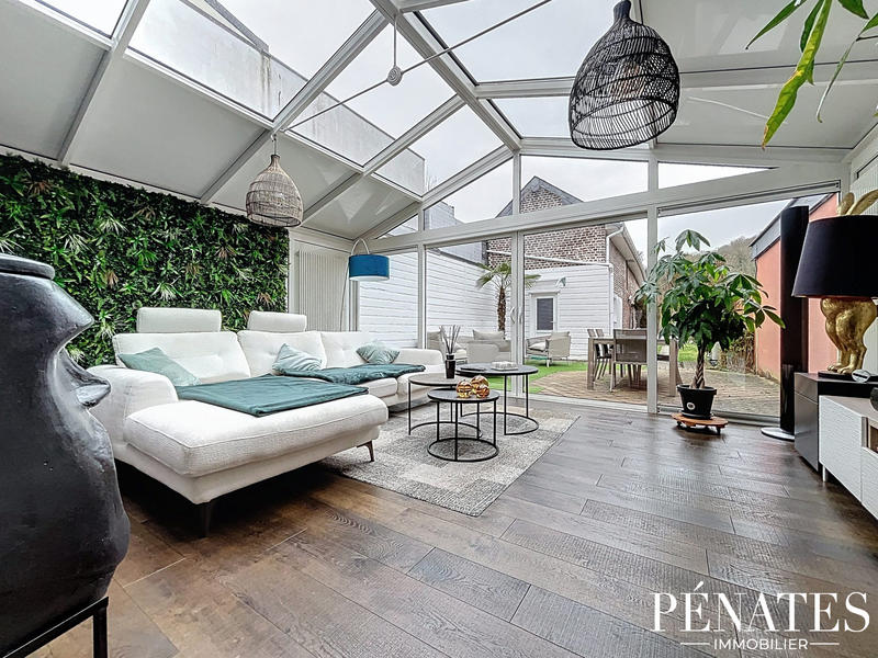 Maison - 195 m² - 7 pièces