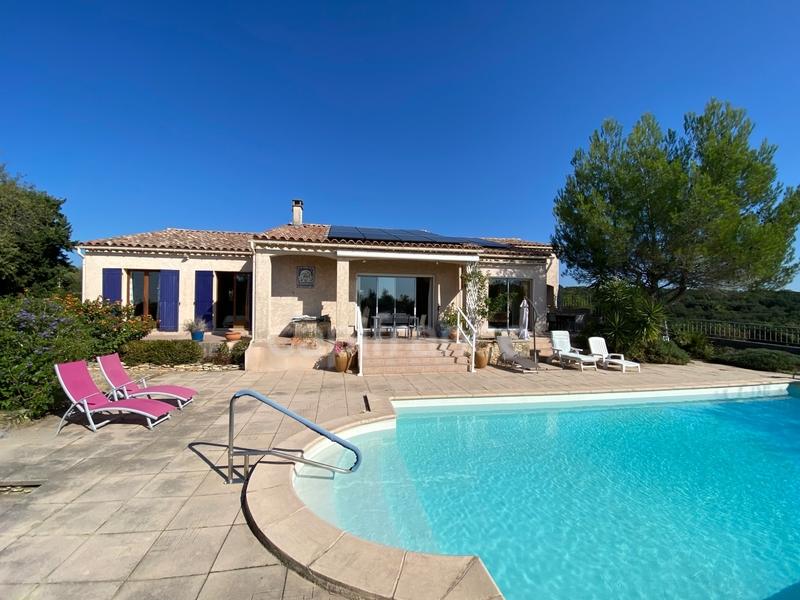 Maison - 140 m² - 7 pièces