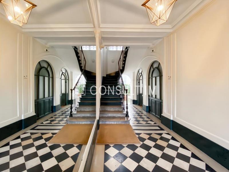 Bureau - 100 m² - 3 pièces