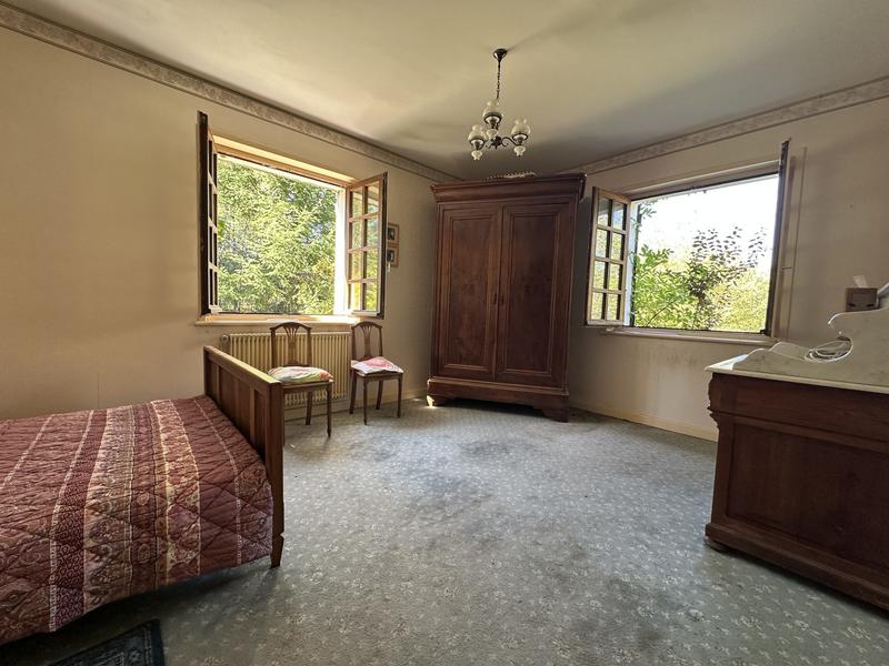 Maison - 177 m² - 8 pièces