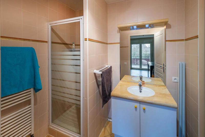 Appartement - 90 m² - 4 pièces