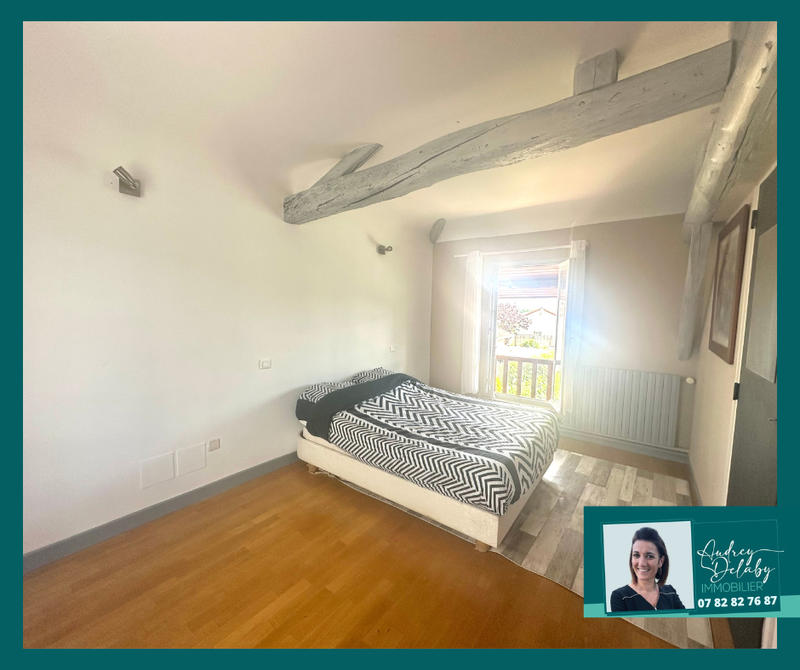 Maison - 203 m² - 8 pièces