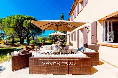 Propriété - 305 m² - 7 pièces