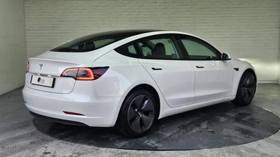 Tesla Model 3 Autonomie Standard Plus Rwd