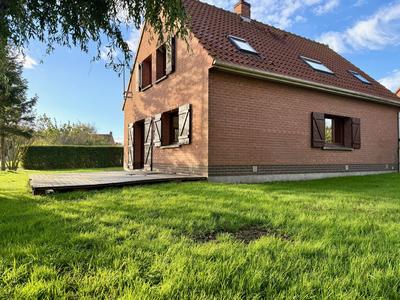 Villa - 96 m² - 5 pièces