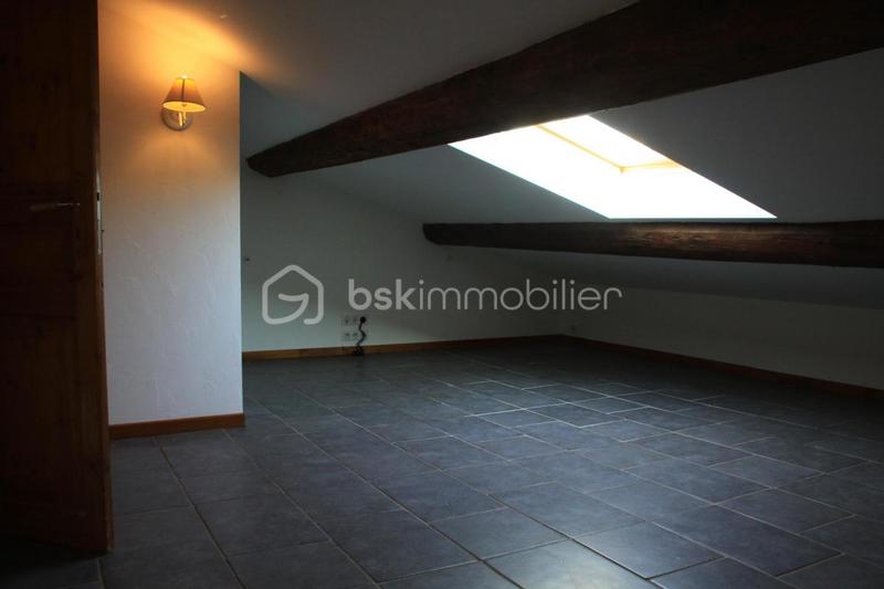 Maison - 350 m² - 15 pièces