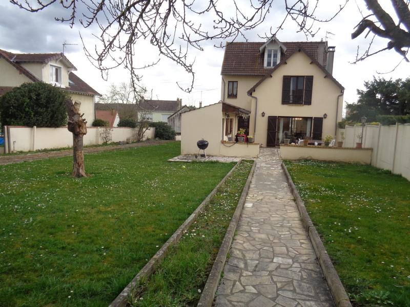 Maison - 164 m² - 6 pièces