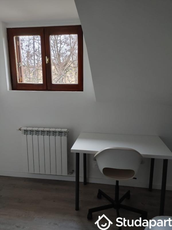 Chambre - 12 m² - 1 pièce