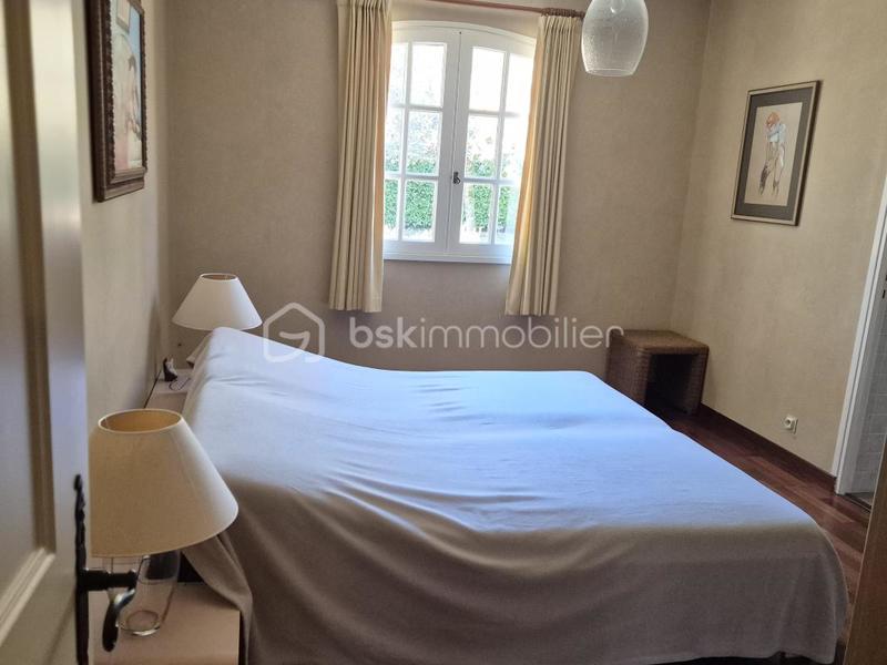 Maison - 183 m² - 6 pièces