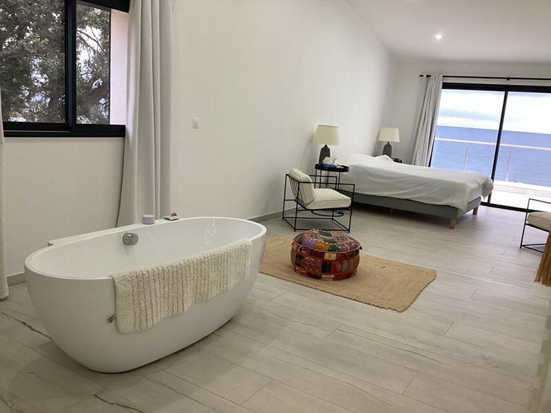 Maison - 316 m² - 8 pièces