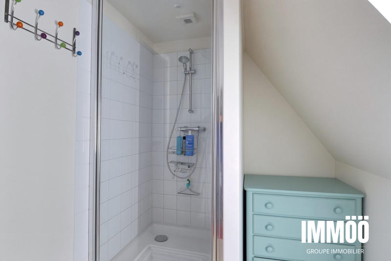 Maison - 187 m² - 7 pièces