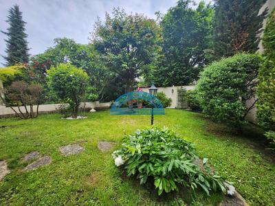 Maison - 141 m² - 7 pièces