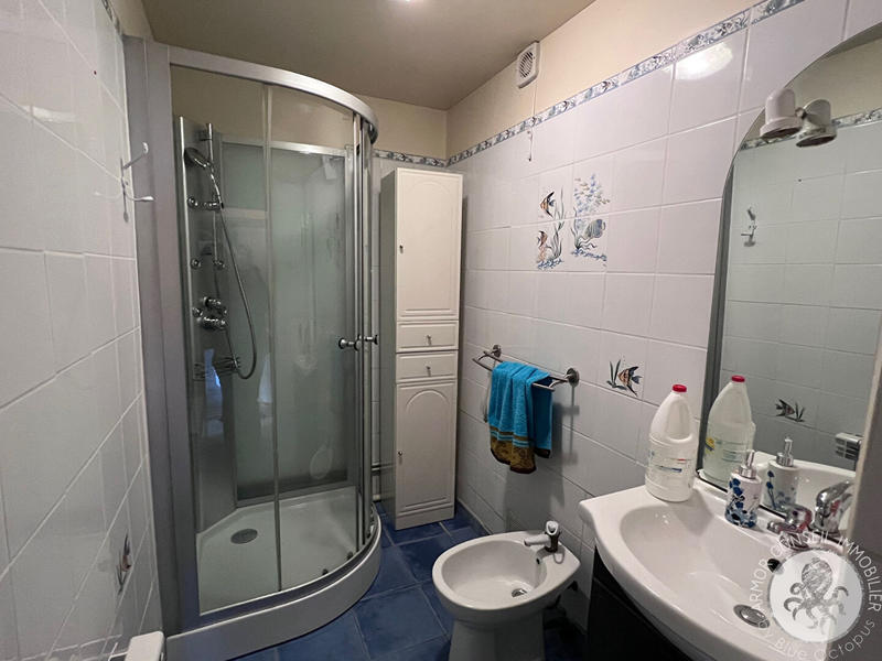 Maison - 333 m² - 16 pièces