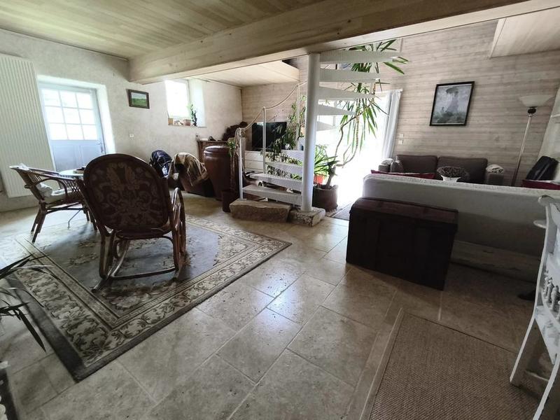 Maison ancienne - 434 m² - 10 pièces