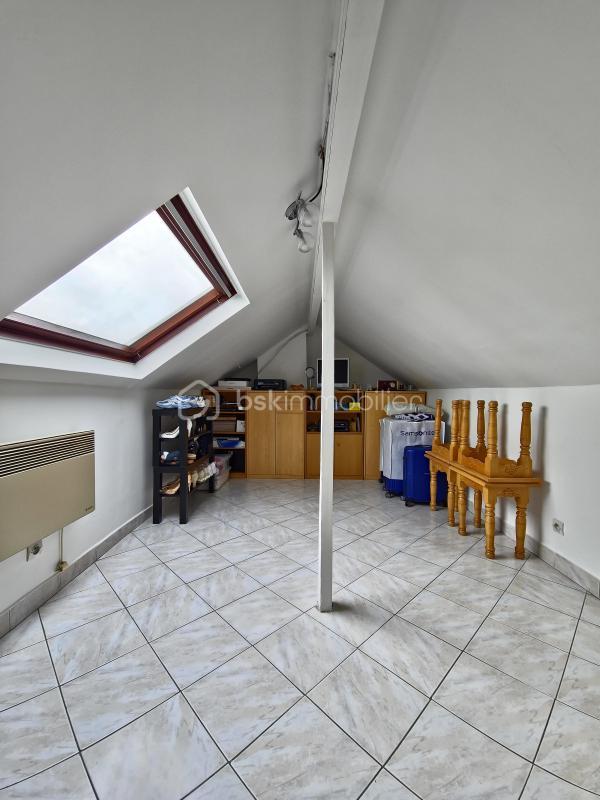 Maison - 142 m² - 6 pièces