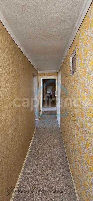 Maison - 244 m² - 9 pièces