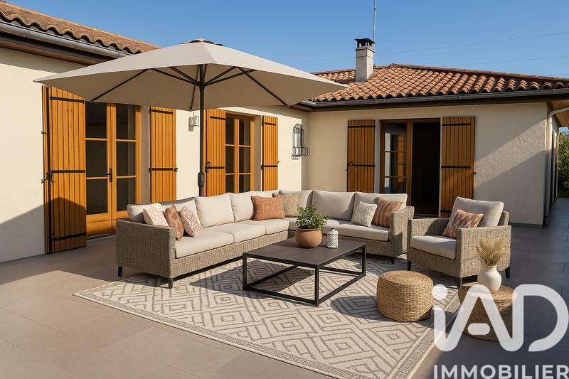 Maison - 166 m² - 8 pièces