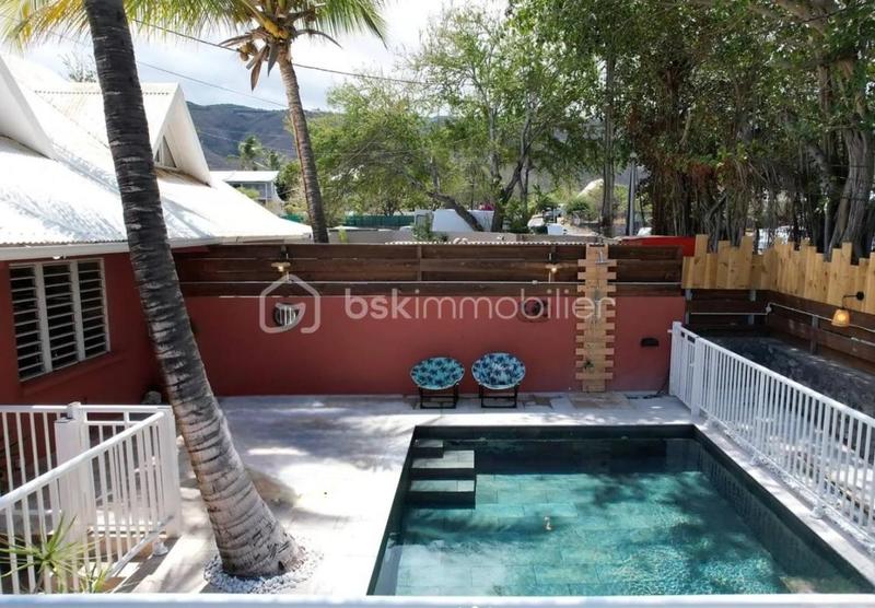 Villa - 100 m² - 5 pièces