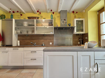 Maison ancienne - 828 m² - 12 pièces