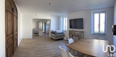 Maison - 287 m² - 13 pièces