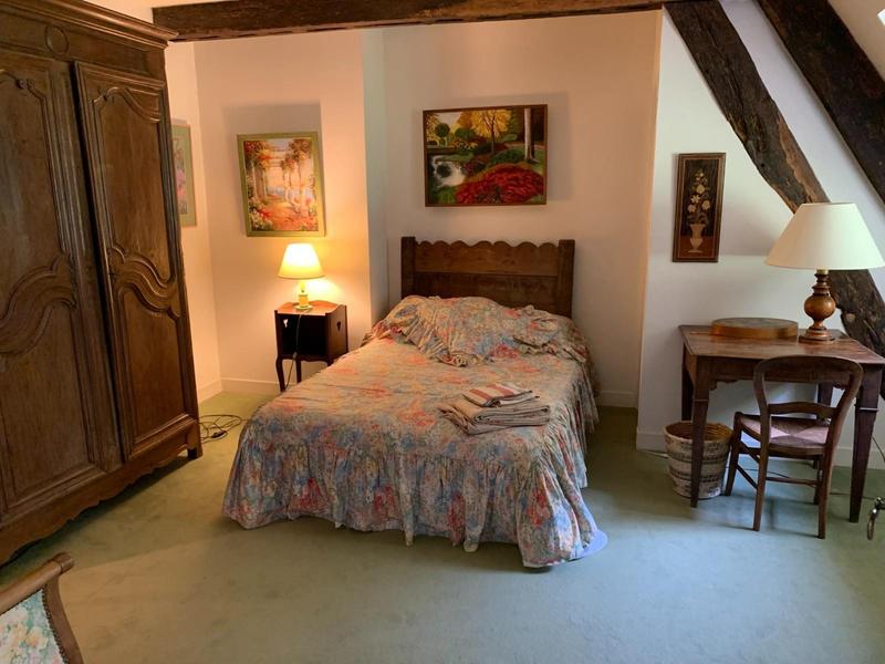 Maison - 420 m² - 11 pièces