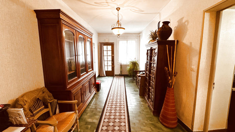 Maison - 189 m² - 6 pièces